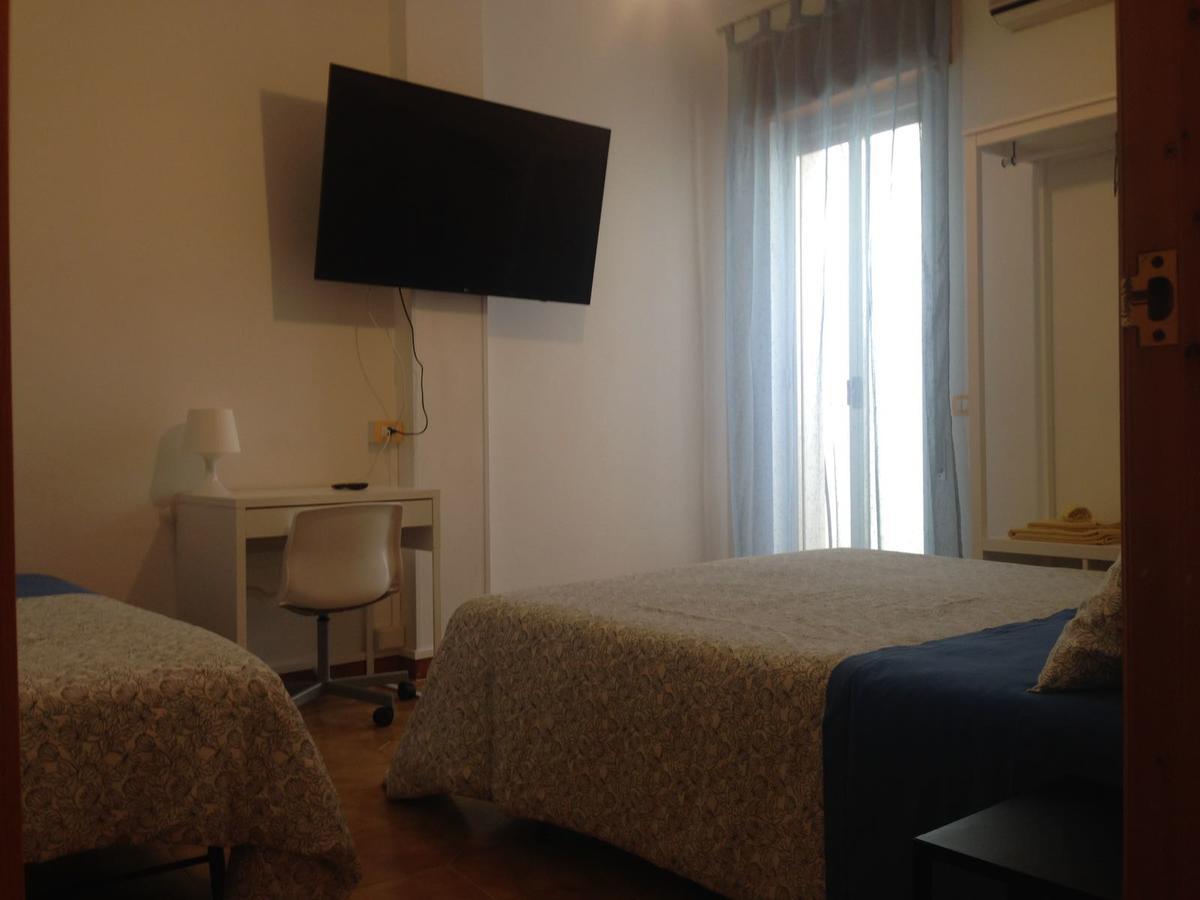 Guest House Via Crispi Pozzallo Luaran gambar