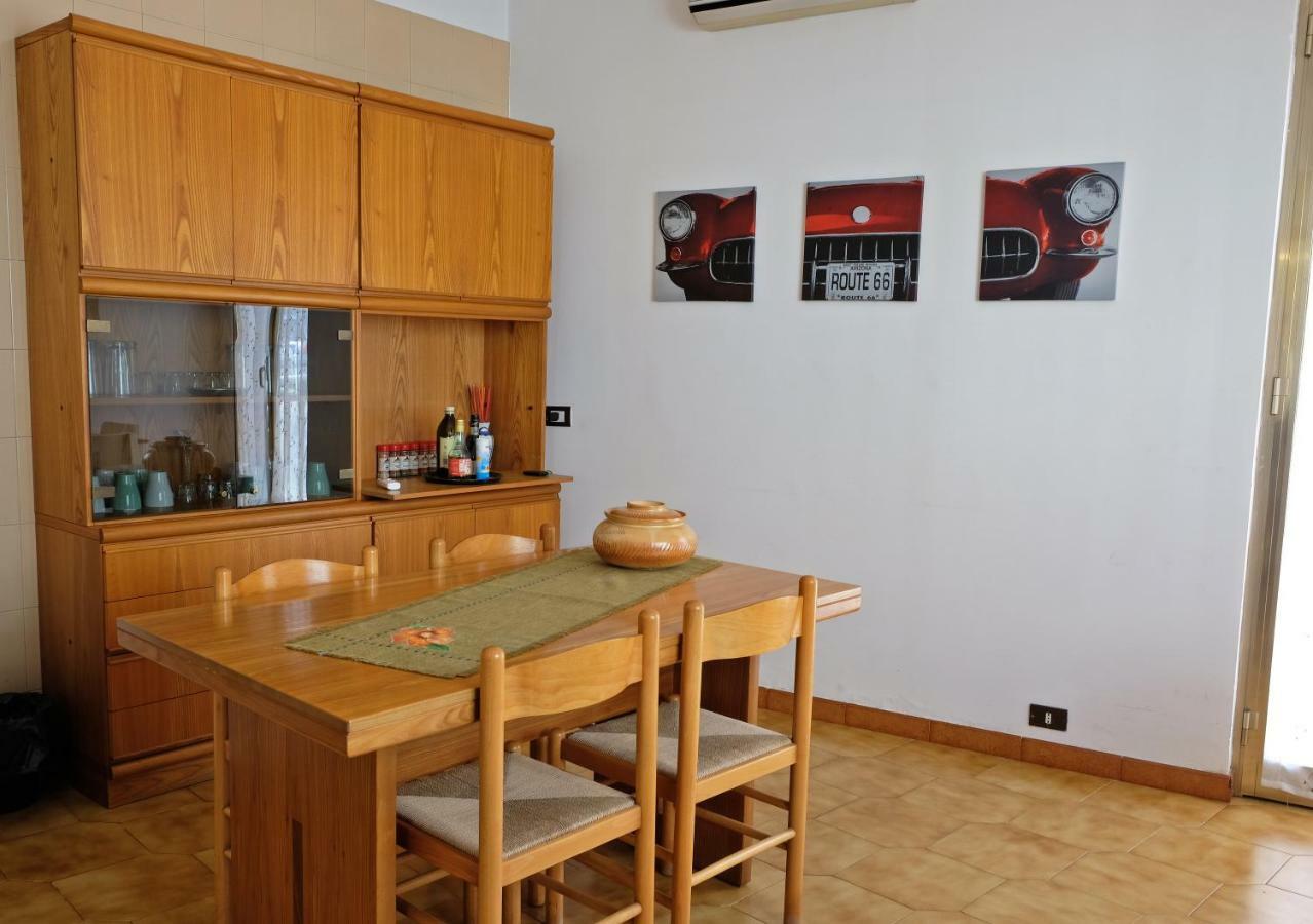 Guest House Via Crispi Pozzallo Luaran gambar