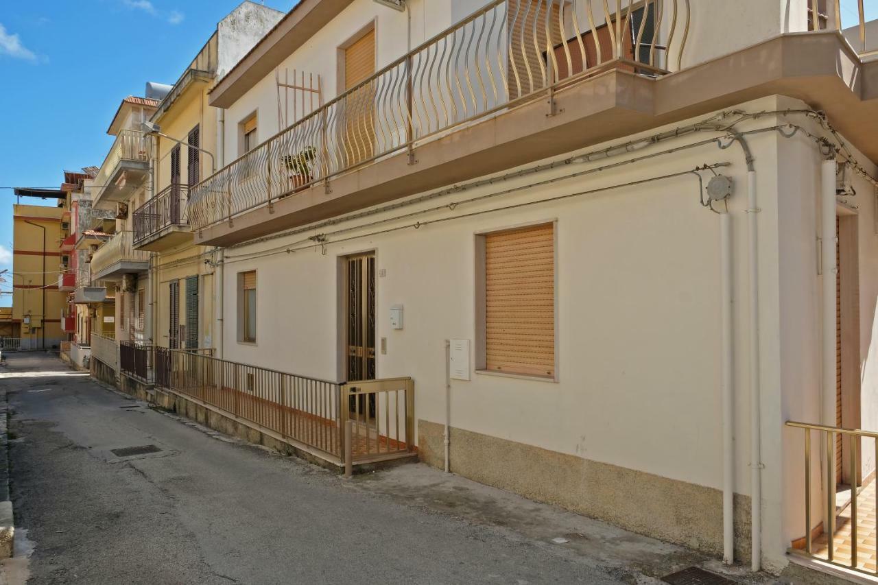 Guest House Via Crispi Pozzallo Luaran gambar