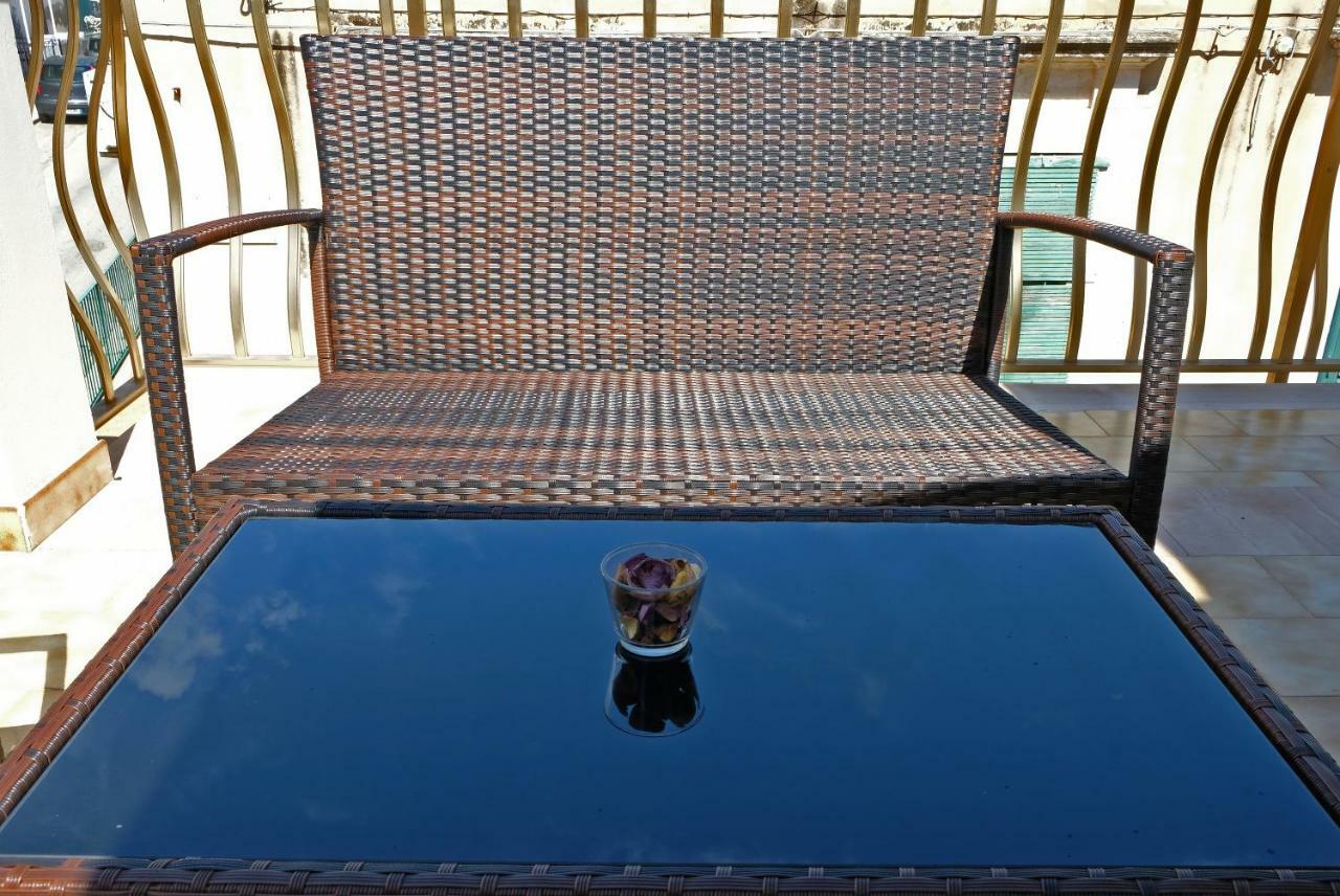 Guest House Via Crispi Pozzallo Luaran gambar